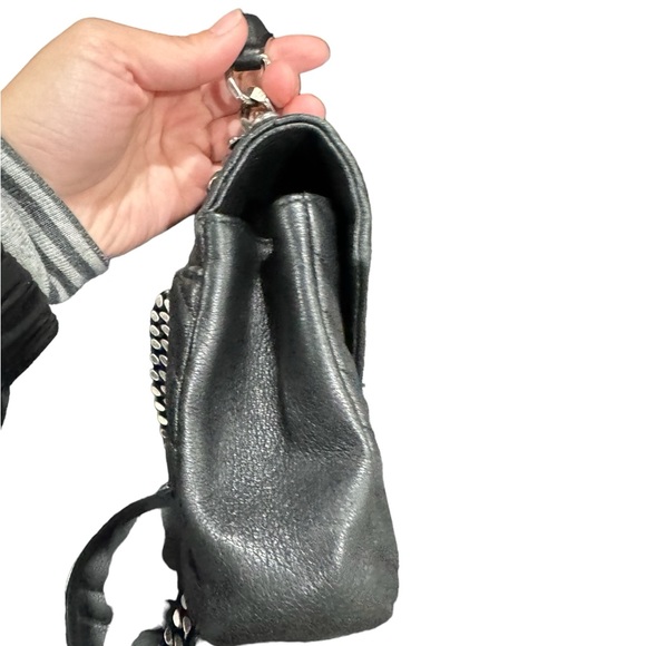 Authentic Saint Laurent Medium College Matelasse Leather Shoulder Bag - Picture 3 of 14